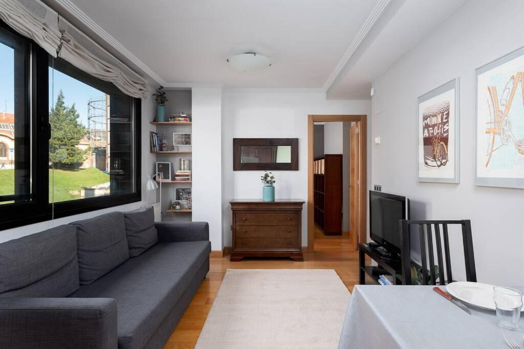 Ferienwohnung Apartamento Soleado, Aparcamiento Gratuito, A Pie Del Centro Oviédo Exterior foto